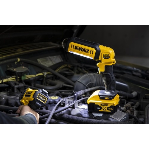 DEWALT 18VLEDワークライト(本体のみ)【DCL050-XJ】