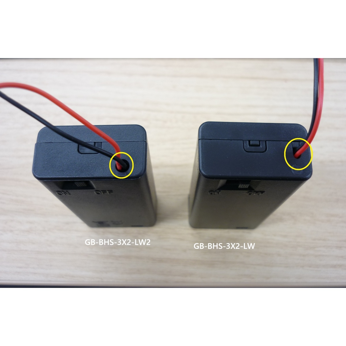 電池ケース(単3×2本、スイッチ/フタ/リード線付き)【GB-BHS-3X2C-LW-2】