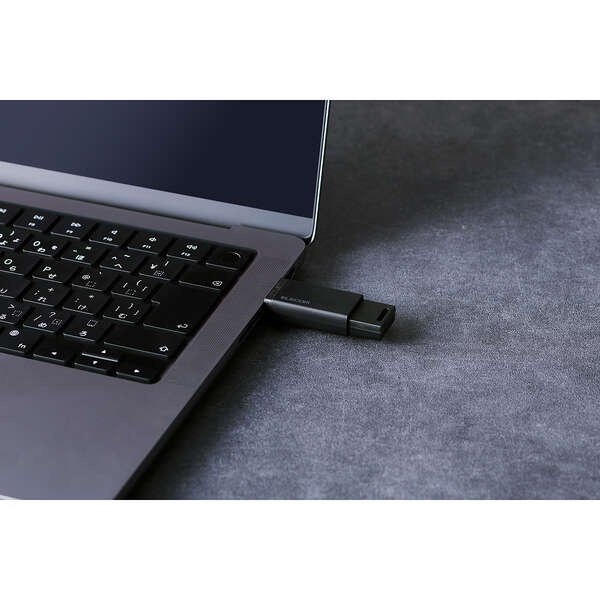 外付けSSD/USB10Gbps対応/ノック式/自動シャッター/コネクタ保護/Type-C/1TB/ブラック【ESD-ESK1000GBK】