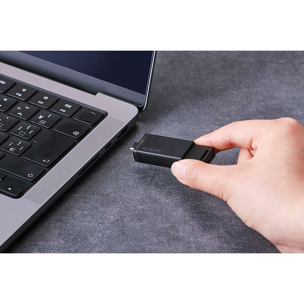外付けSSD/USB10Gbps対応/ノック式/自動シャッター/コネクタ保護/Type-C/1TB/ブラック【ESD-ESK1000GBK】