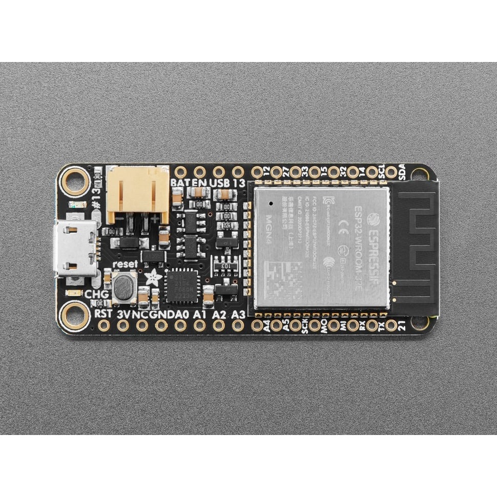 HUZZAH32 - ESP32 Feather Board【3405】