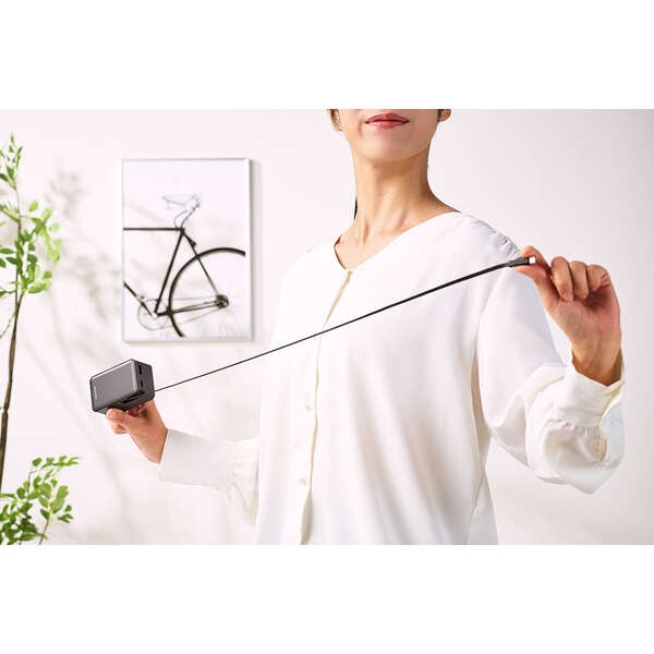 モバイルバッテリー/リチウムイオン電池/巻取り式ケーブル一体/残量表示/35W/10000mAh/USB-Cケーブル/USB-C/USB-A/ブラック DE-C82L-10000BK【DE-C82L-10000BK】