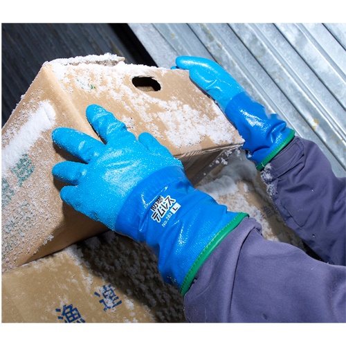 [L] 防寒ウレタン手袋(耐油)【EA915GN-17】