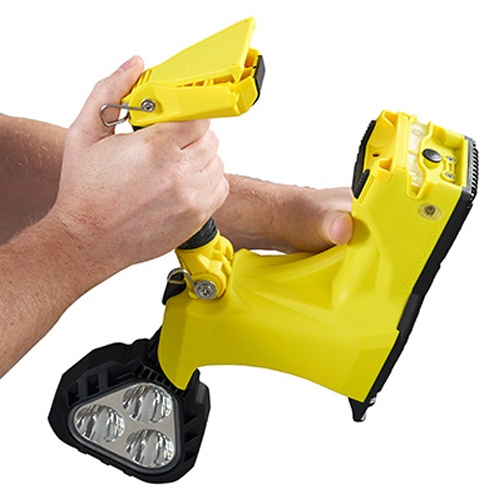 [充電式] フラッシュライト/LED【EA758SB-66】