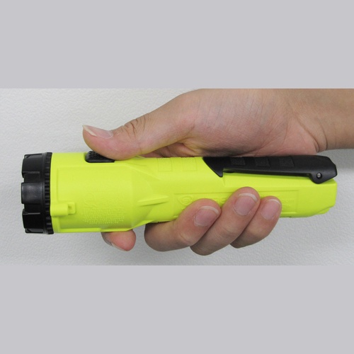 [単3x3本] フラッシュライト/LED(防爆構造・黒)【EA758SD-72】