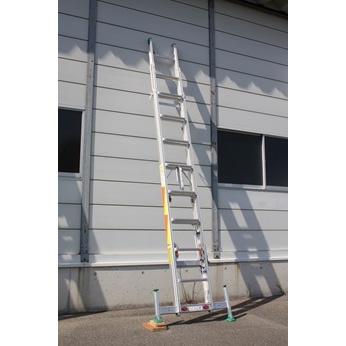 3.34-8.08m 三連はしご(アルミ製・アウトリガー付)【EA902NC-18】