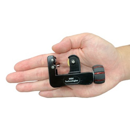 3/16インチ-1・1/4インチ チューブカッター【EA202BK-1】