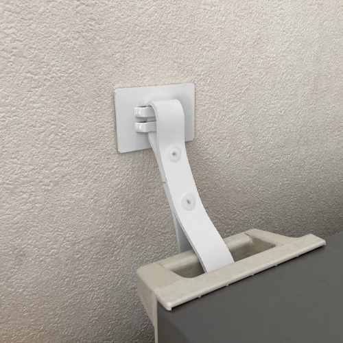 75x50mm 転倒防止粘着プレート(ラック用/2個)【EA979D-175】