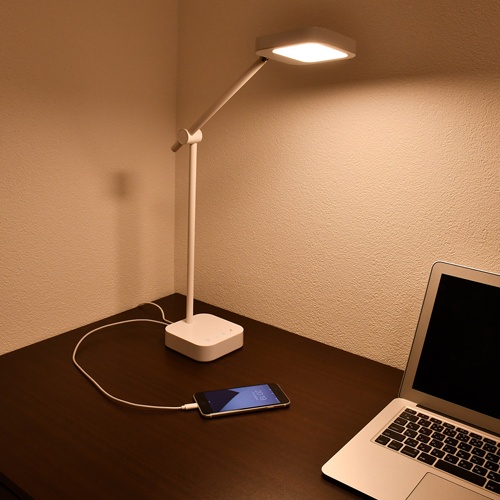AC100-240V/15W デスクスタンドLED(USB)【EA761XL-6】