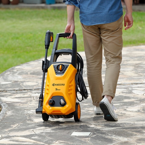 AV100V/1.35kW 高圧洗浄機【EA115TR-11B】