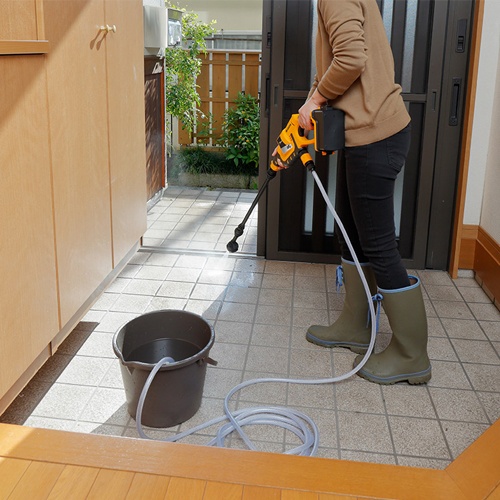 DC18.0V [充電式]高圧洗浄機【EA115TR-76A】