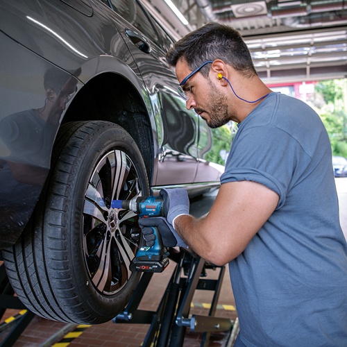 DC18.0V(1/2インチDR) インパクトレンチ(充電式)【EA813BN-2A】