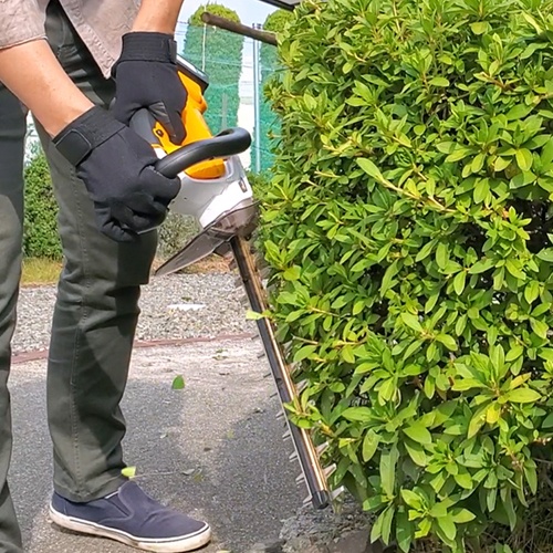 DC18V/300mm ヘッジトリマー(充電式)【EA898RE-28A】