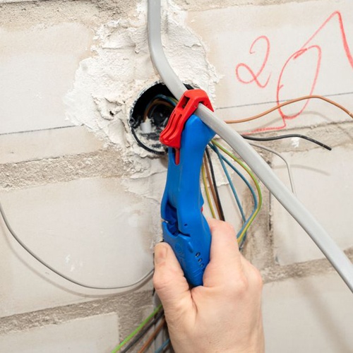 ワイヤー・ケーブルストリッパー(平・丸ケーブル兼用)【EA580WS】