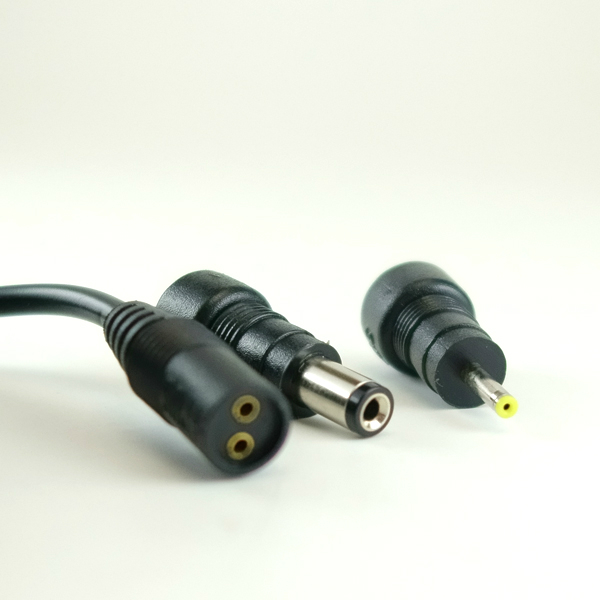 スイッチングACアダプター 3V/3A DC2.1mm/EIAJ1プラグ【PAS30330】