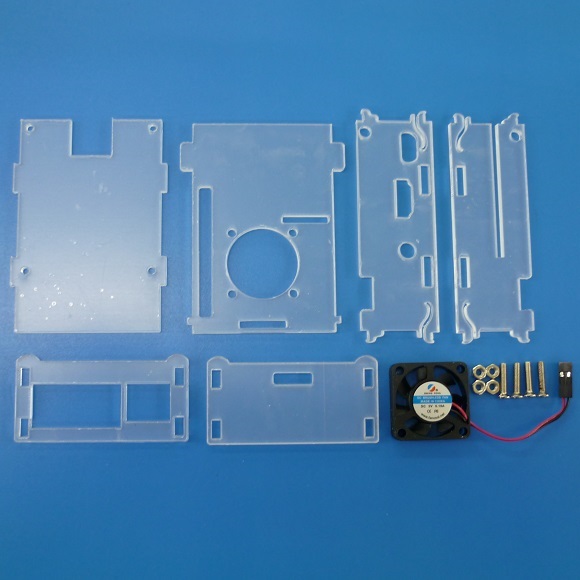 【在庫処分セール】Raspberry Pi B+/2 Acrylic Enclosure w/ CPU Fan【114990129】