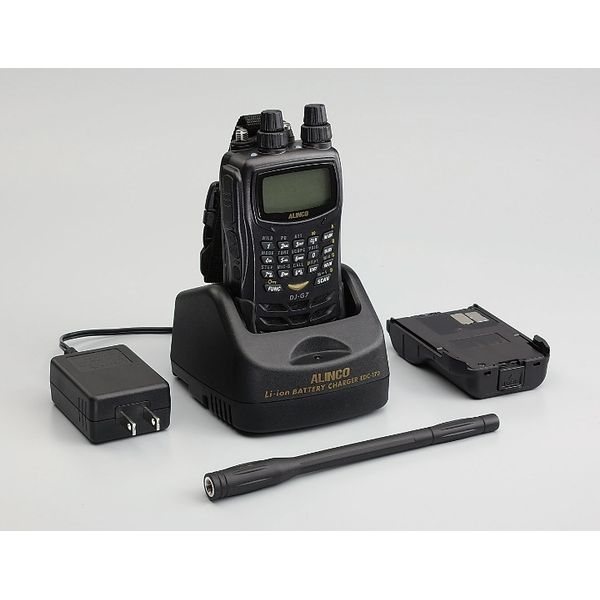 トリプルバンド144/430/1200MHz FM 1～5Wトランシーバー【DJ-G7】