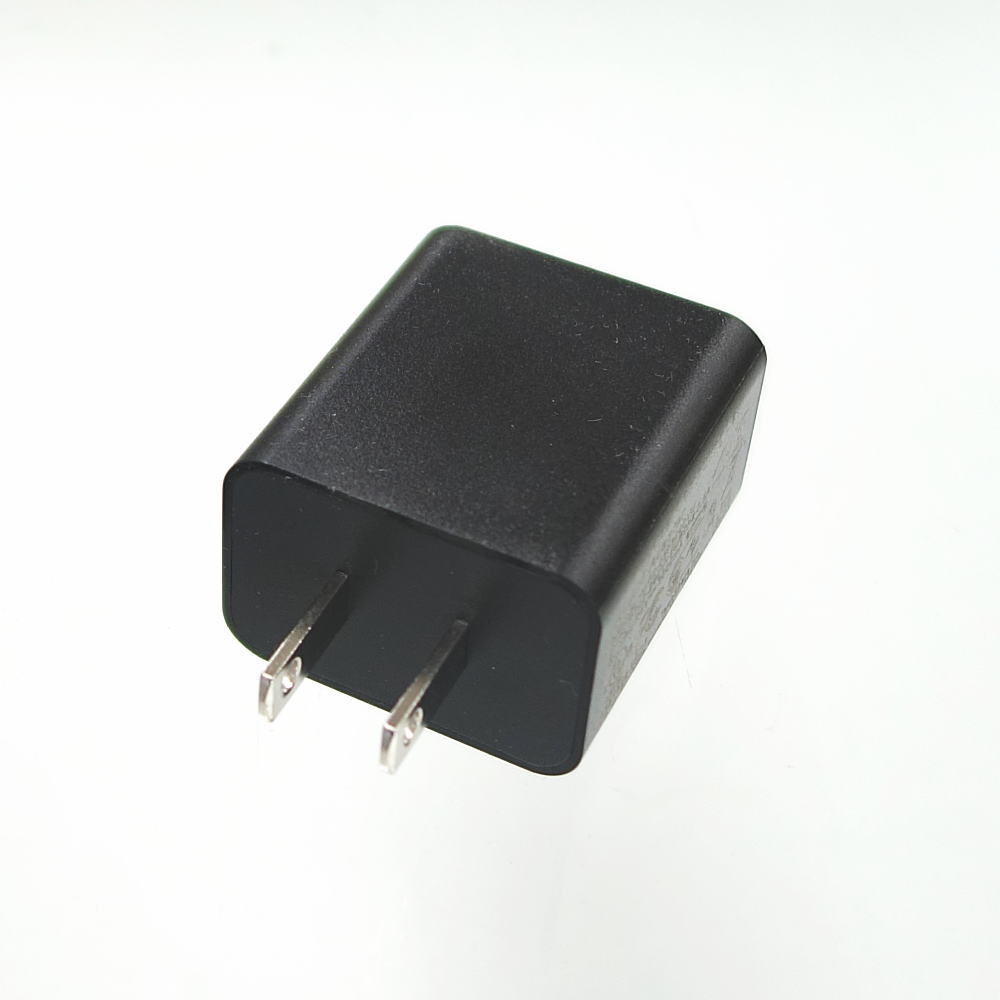 microUSBスイッチ付き電源セット(5V/3.0A)【TSI-TB036-5V3A1】