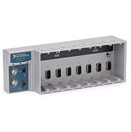 ■CompactDAQシャーシ【781156-01】 ￥279,580.86(税込￥307,538.94)